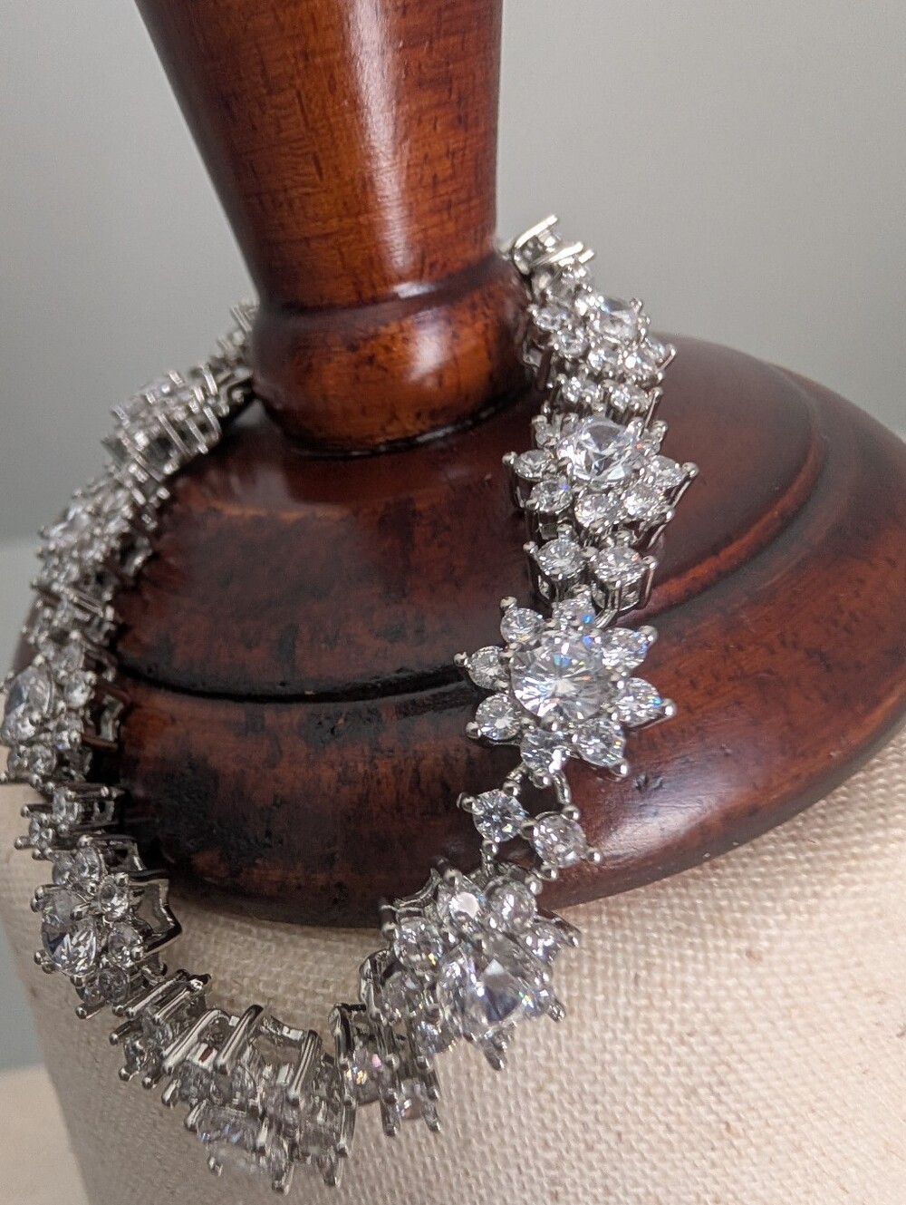 21 Carat Moissanite VVS1 Bracelet 💎 Looks Like Diamonds 💎 - Picture 8 of 16